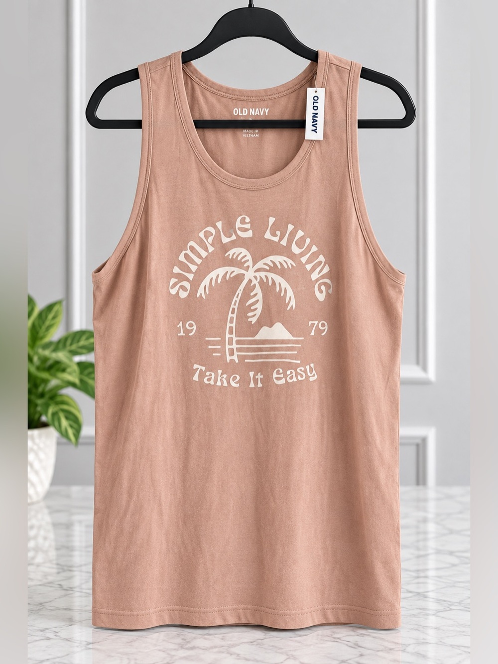 Old Navy Men's Soft-Washed Graphic Tank Top NWT M